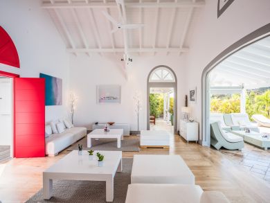 St. Barts Home 897911