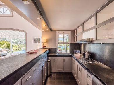 St. Barts Home 897911