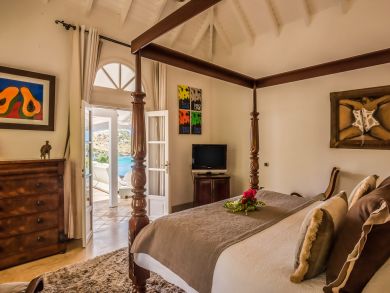 St. Barts Home 897911