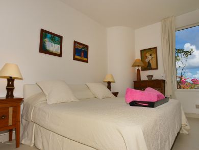 St. Barts Home 897913