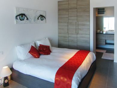 St. Barts Home 897916