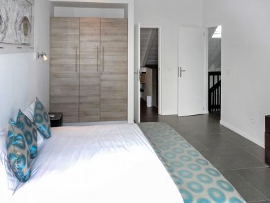 St. Barts Home 897916