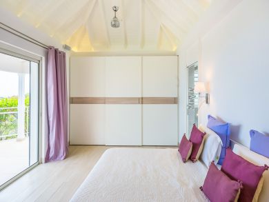 St. Barts Home 897919