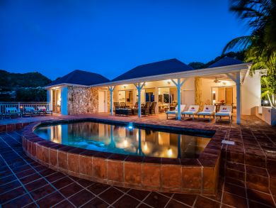 St. Barts Home 897920