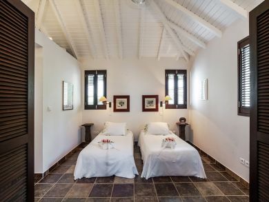 St. Barts Home 897920