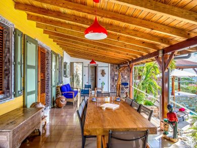 St. Barts Home 897921