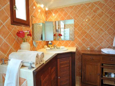 St. Barts Home 897923