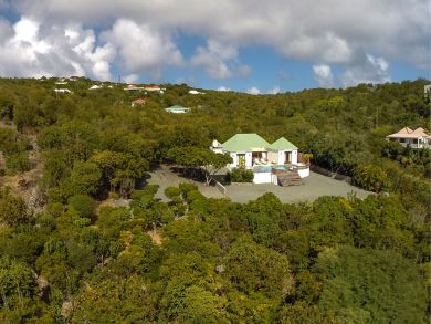 St. Barts Home 897923