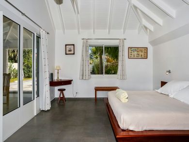 St. Barts Home 897926
