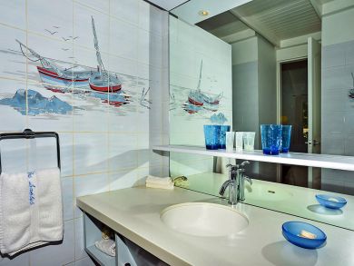 St. Barts Home 897926