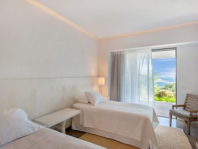 St. Barts Home 897927