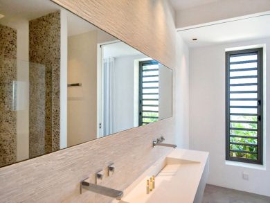 St. Barts Home 897927