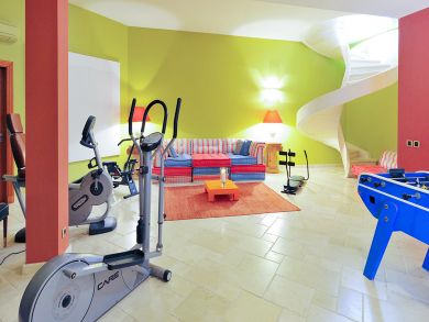 St. Barts Home 897928