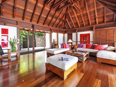 St. Barts Home 897930