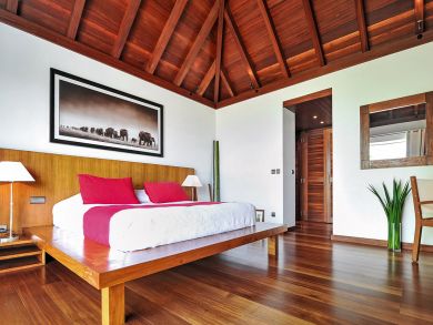 St. Barts Home 897930