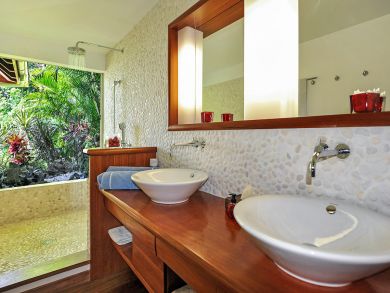 St. Barts Home 897930