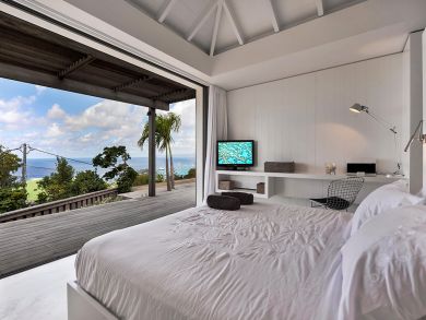 St. Barts Home 897933