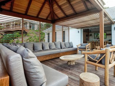 St. Barts Home 897934