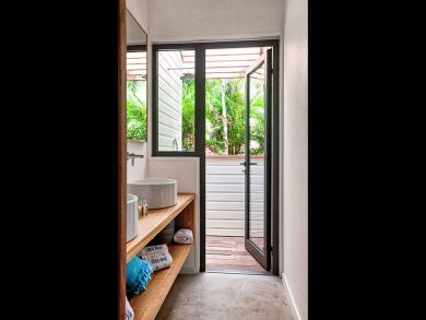St. Barts Home 897934