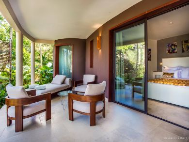 St. Barts Home 897935