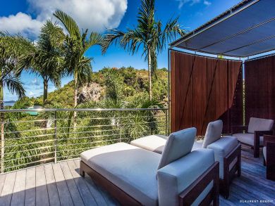 St. Barts Home 897935