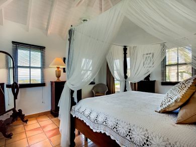 St. Barts Home 897936