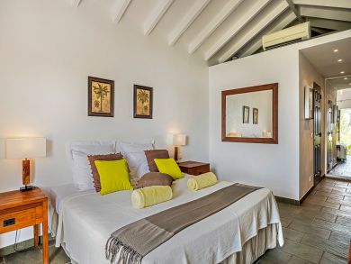 St. Barts Home 897937