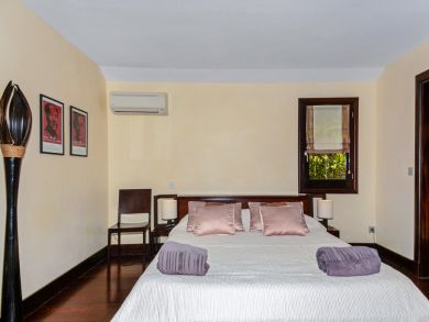 St. Barts Home 897938