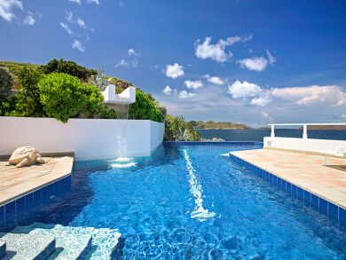 St. Barts Home 897940