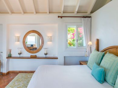 St. Barts Home 897940