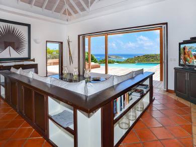 St. Barts Home 897942