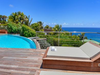 St. Barts Home 897942
