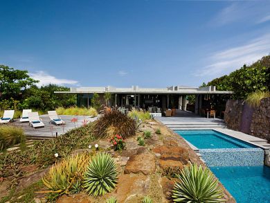 St. Barts Home 897944