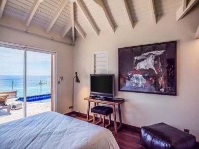 St. Barts Home 897945