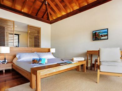 St. Barts Home 897946