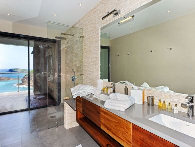 St. Barts Home 897946