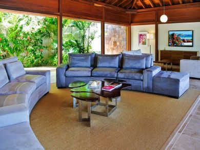 St. Barts Home 897946