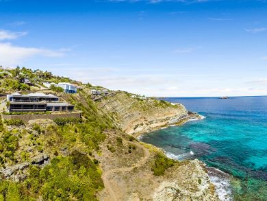 St. Barts Home 897946