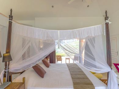 St. Barts Home 897948