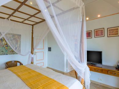 St. Barts Home 897948