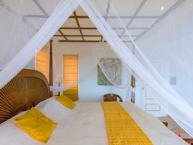 St. Barts Home 897948