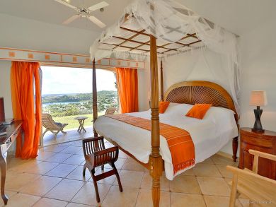 St. Barts Home 897948