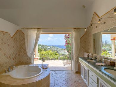 St. Barts Home 897948