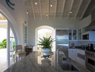 St. Barts Home 897950