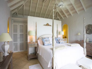 St. Barts Home 897950