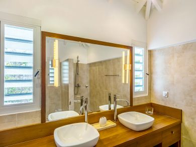 His & Her Sinks His & Her Sinks