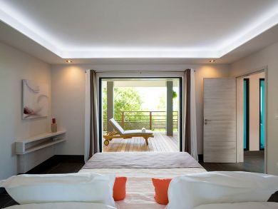 St. Barts Home 897952