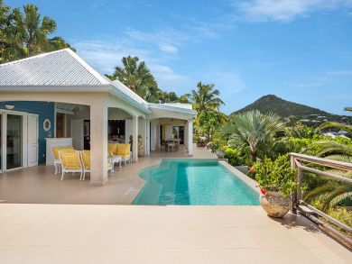 St. Barts Home 897955