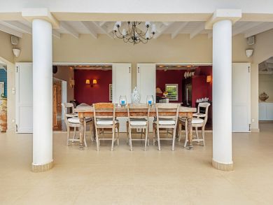 St. Barts Home 897955