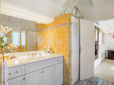 St. Barts Home 897955